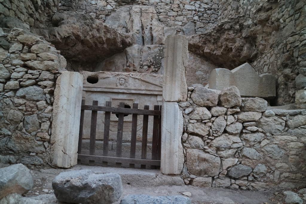 Chimera Pia Aparts Çıralı Exteriér fotografie